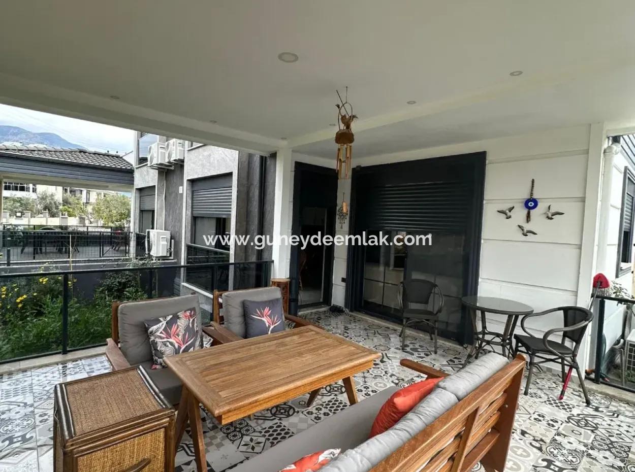 Köyceğiz Merkezde Sıfır Lüks 4+1 Müstakil Villa Satılık