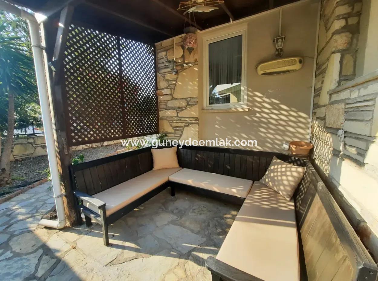 Muğla Dalyanda Site İçerisinde 2+1 Yüzme Havuzlu Villa Yıllık Kiralık