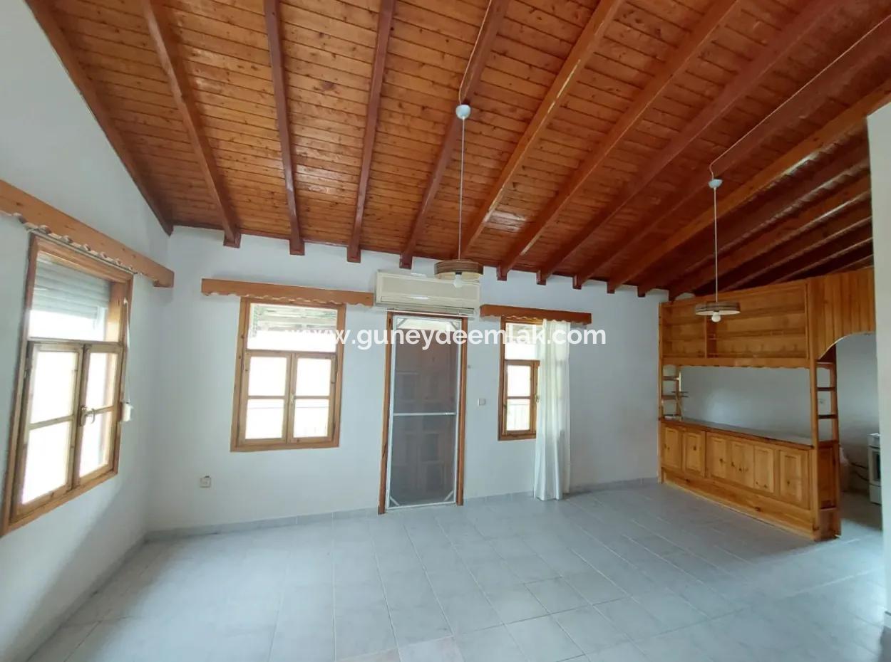 Muğla Dalyanda 500M2 Müstakil Arsada Eşyasız 4+2 Daireler Kiralık