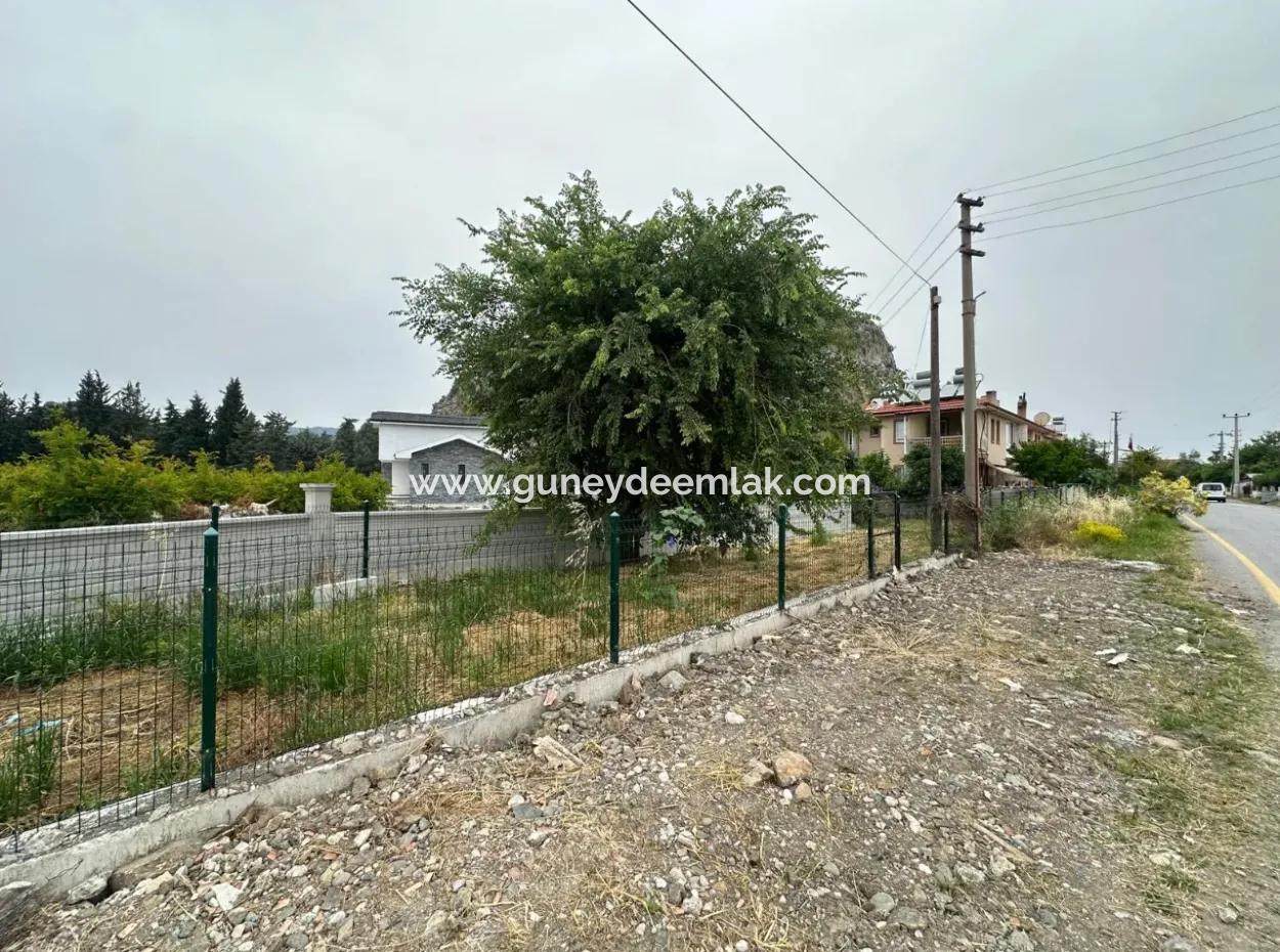 Dalyanda İztuzu Plajı Yolu Üzerinde 143 M2 Arsa Yıllık Kiralık