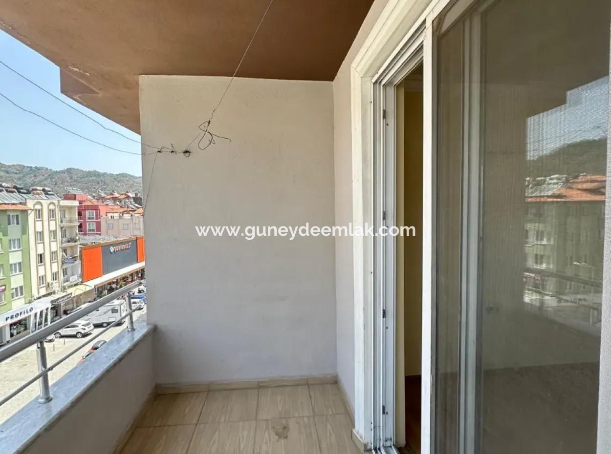 Ortaca Merkezde 100 M2, 2+1 Daire Satılık