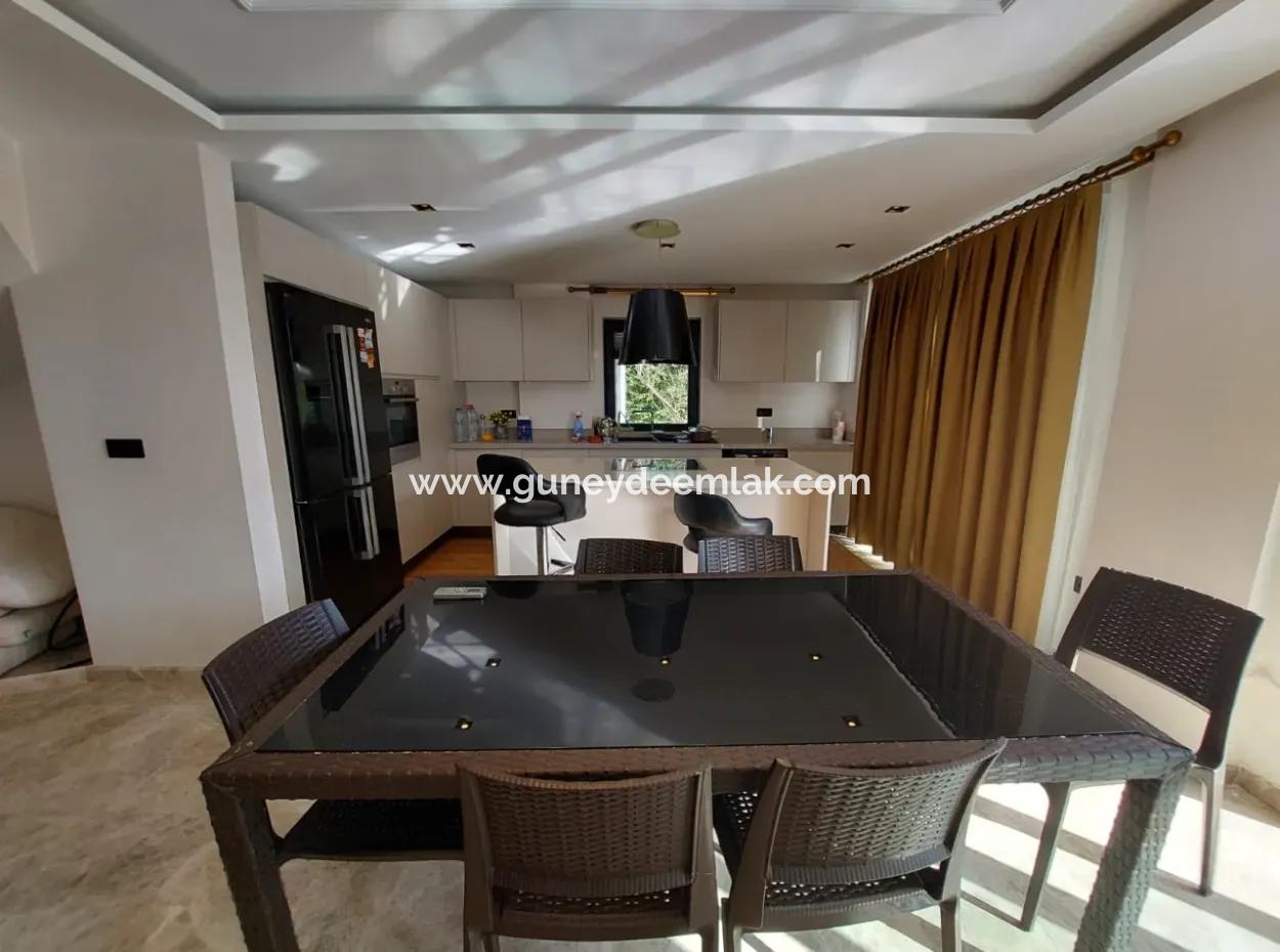 Muğla Ortaca Dalyan’da 770 M² Arsada 5+1 Havuzlu Müstakil Lüks Villa Satılık