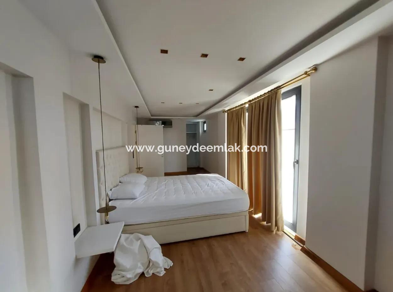 Muğla Ortaca Dalyan’da 770 M² Arsada 5+1 Havuzlu Müstakil Lüks Villa Satılık