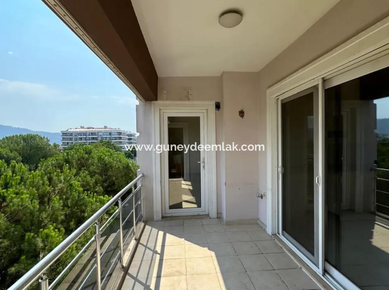 Ortaca Da 3+1 Bulvara Cephe Daire Kiralık