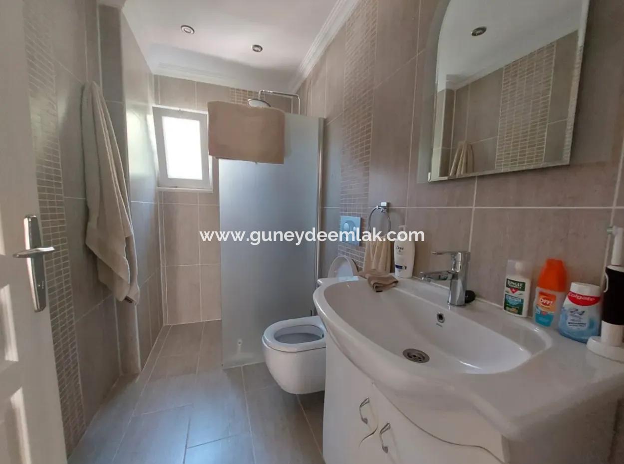 Dalyanda 580 M2 Arsada 120 M2  Yüzme Havuzlu Tek Katlı Kelepir  3+1 Ev Satılık