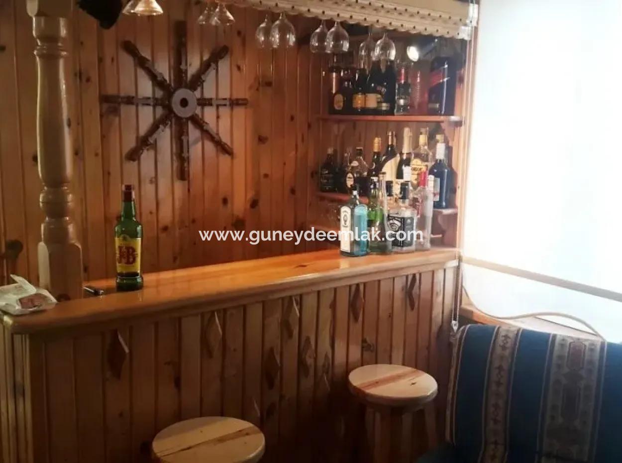 Zeytinalanında Satılık Göl Manzaralı Müstakil Dubleks