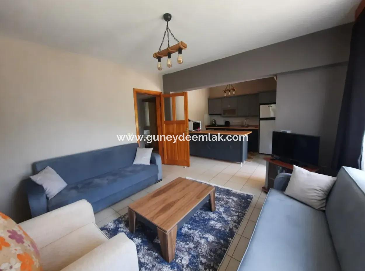 Muğla Dalyanda Yüzme Havuzlu Eşyalı Daire Yıllık Kiralık