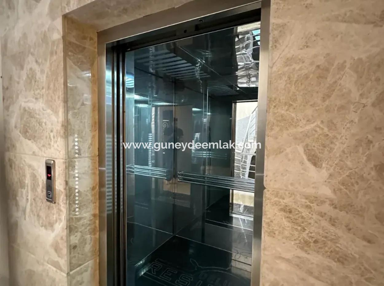 Rezidansta 3+1 Lüks Bulvara Cephe Daire Kiralık