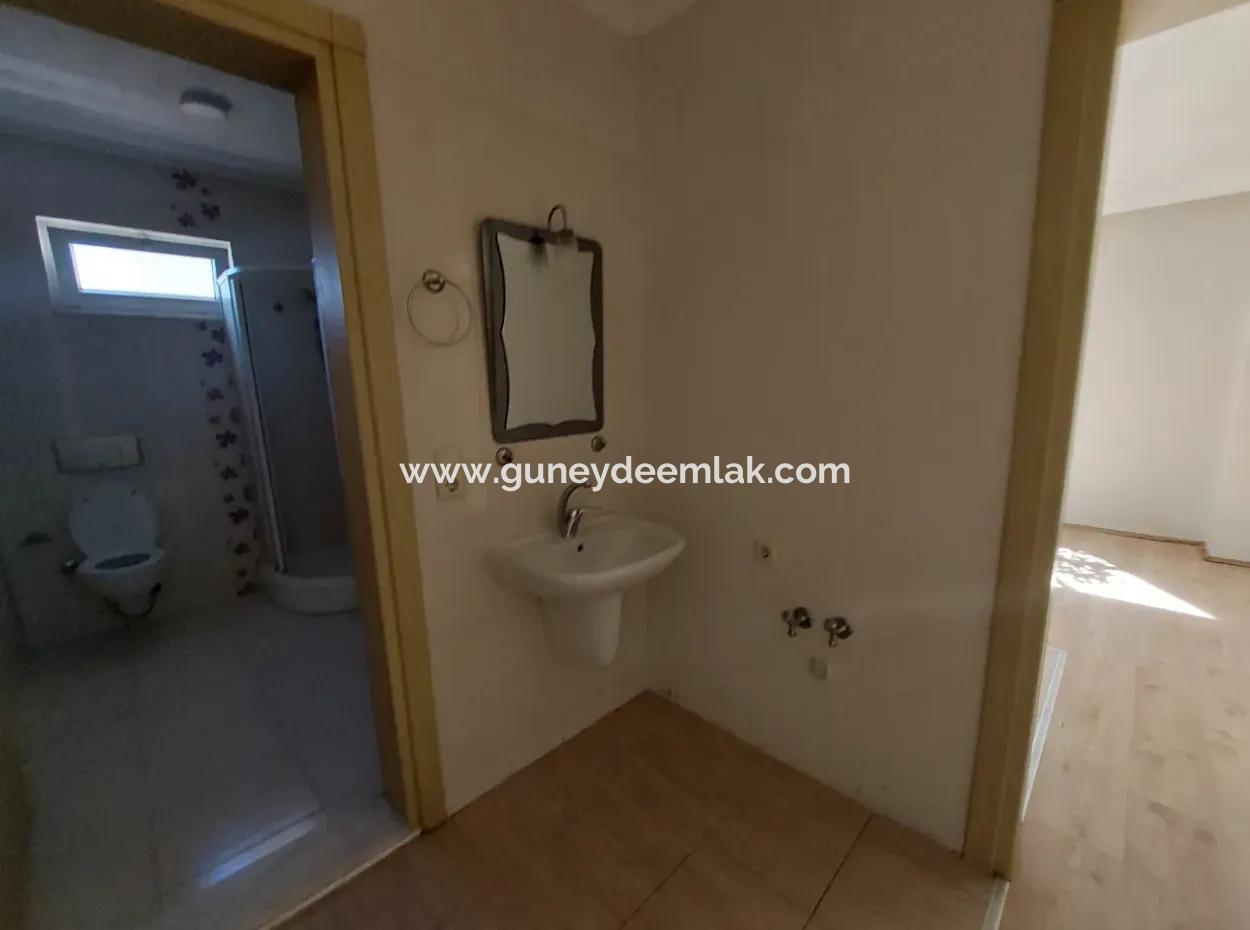 Ortaca Eskiköyde Bağımsız 4+1 180 M2  Dublex Kiralık