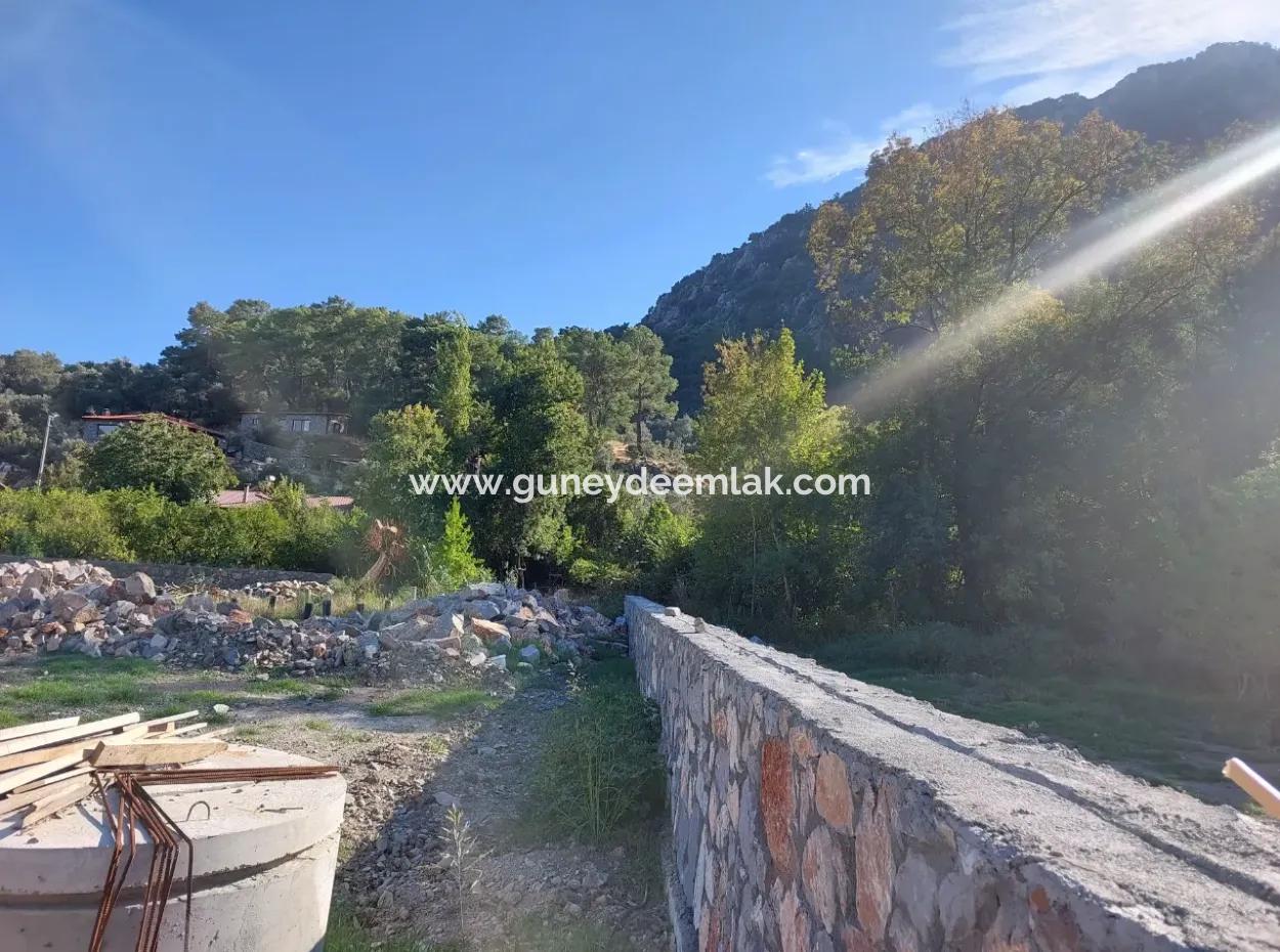 Ortaca Mergenlide Dağ Kenarında ,1 400 M2 İmarlı Arsa Satılık