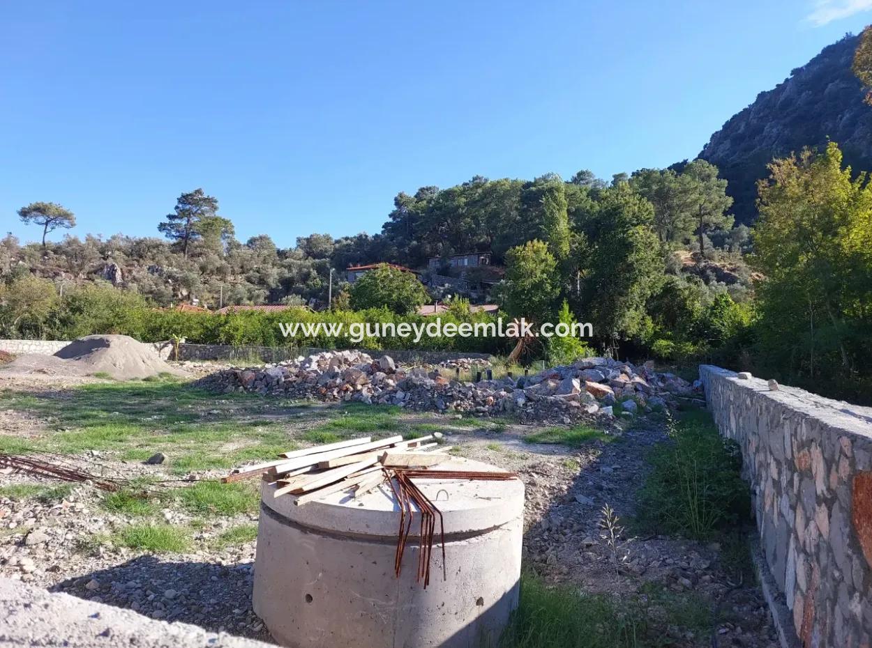 Ortaca Mergenlide Dağ Kenarında ,1 400 M2 İmarlı Arsa Satılık