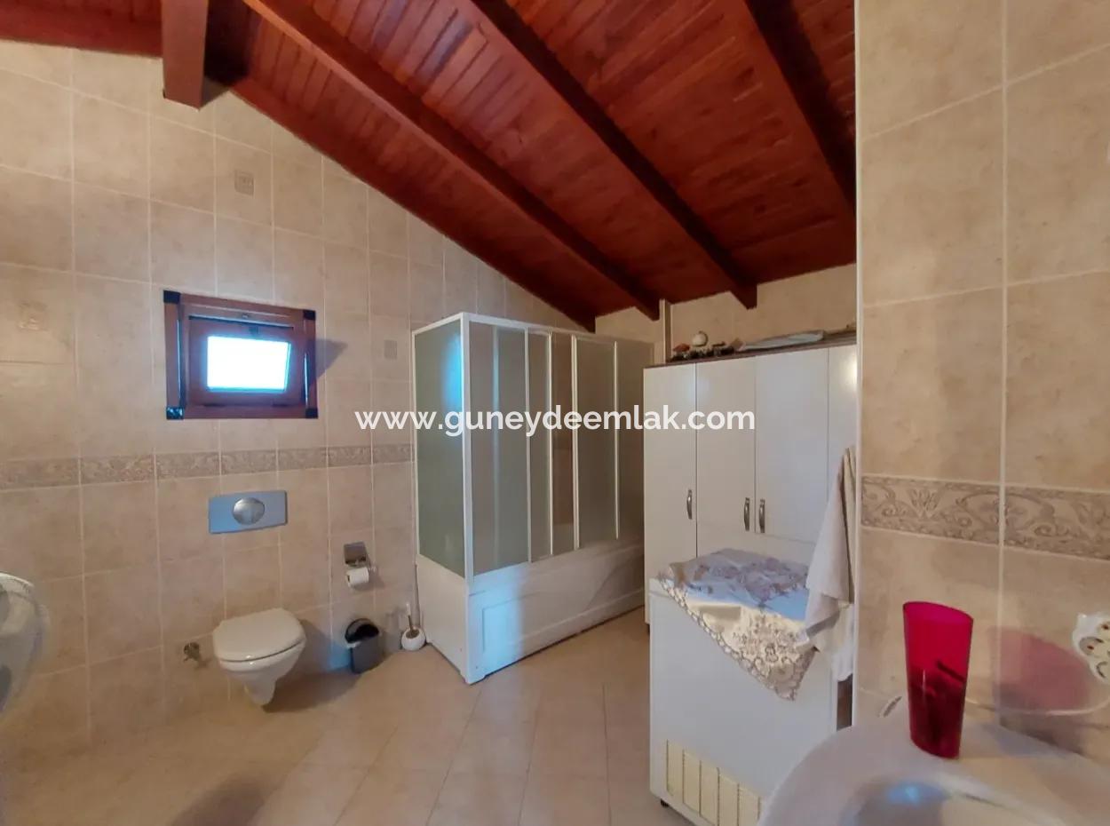 Ortaca Okçularda 543 M2 Köşebaşı Arsada 160 M2 3+1 Dubleks Satılık