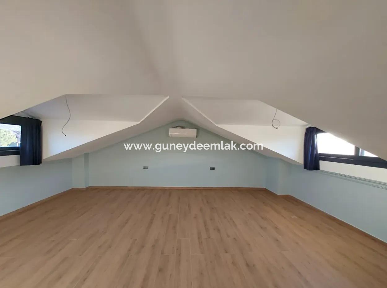 Muğla Dalyanda Sıfır 5+1 Lüks Tripleks Satılık