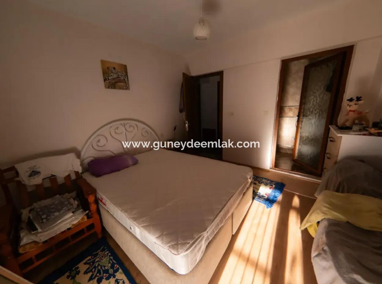 Muğla Ula Kızılağaçta Satılık 520 M2 Müstakil Arsada 104M2 Ev Satılık