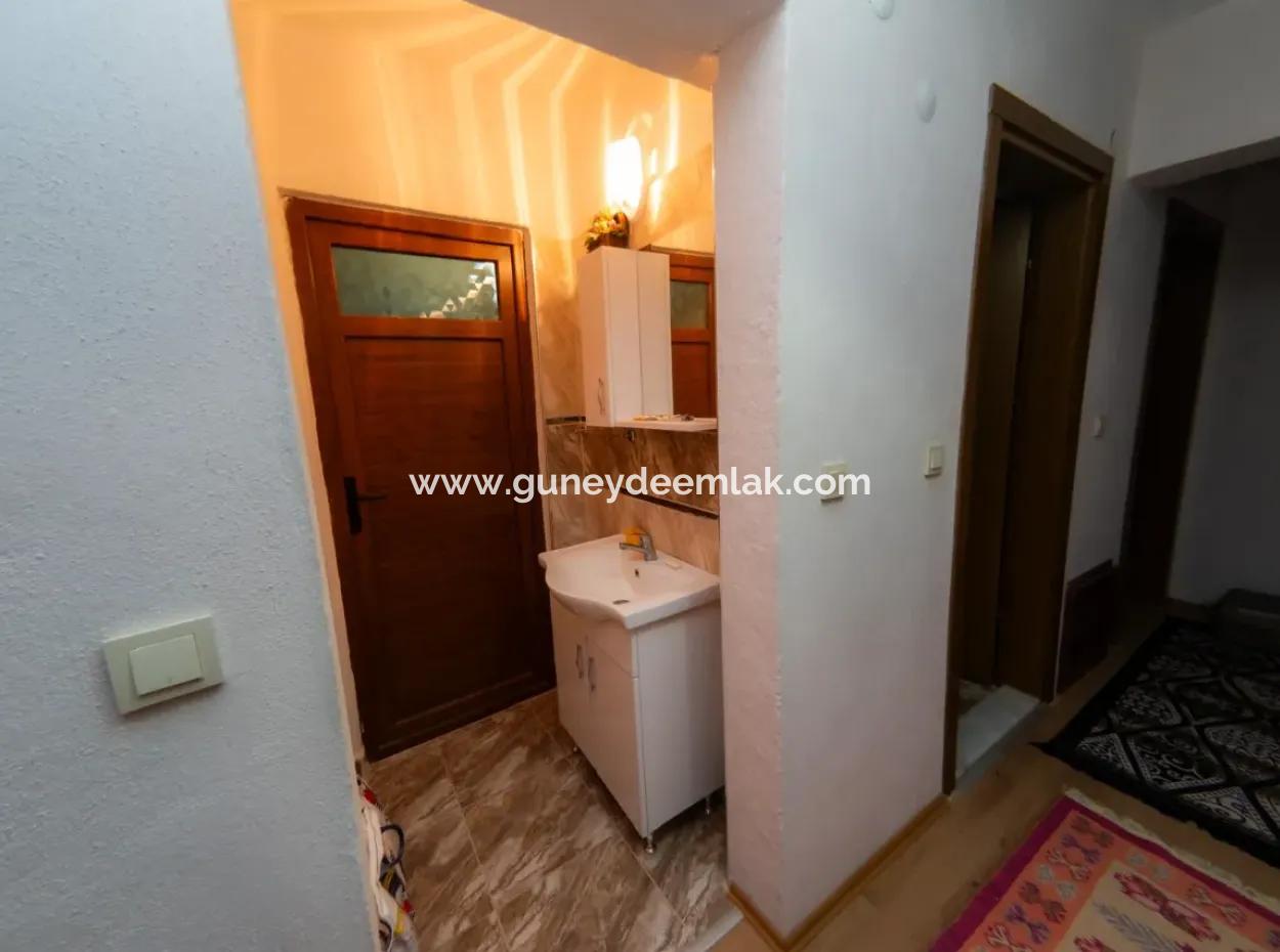 Muğla Ula Kızılağaçta Satılık 520 M2 Müstakil Arsada 104M2 Ev Satılık