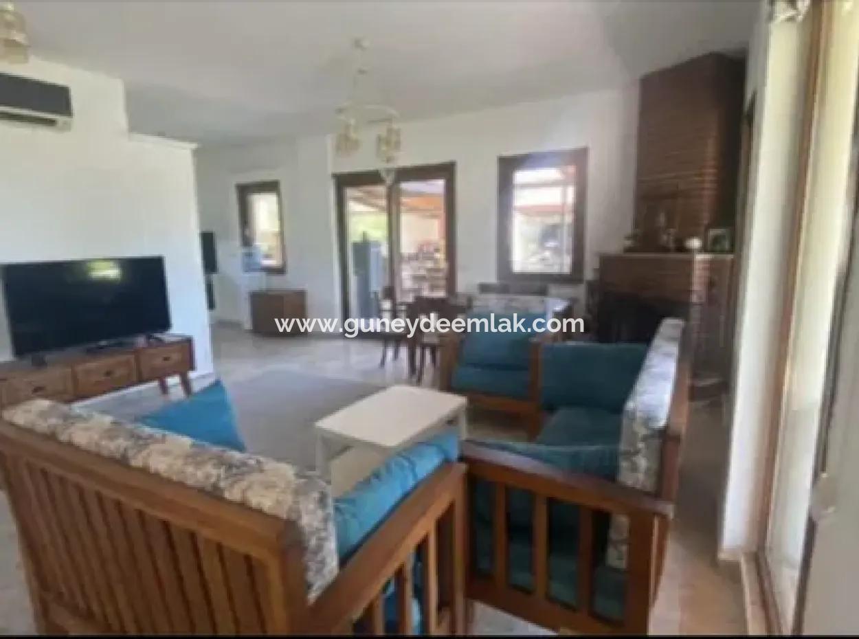Dalyan 1700 M2 Arsa İçinde 3+1 Villa