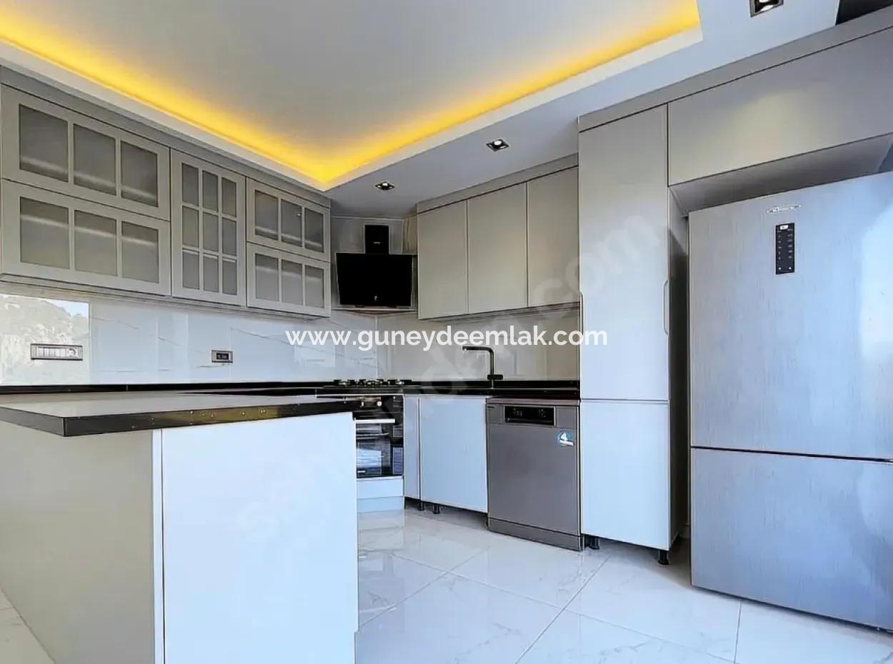 Ortaca Sarıgerme'de Eşyalı Lüks Tripleks Villalar