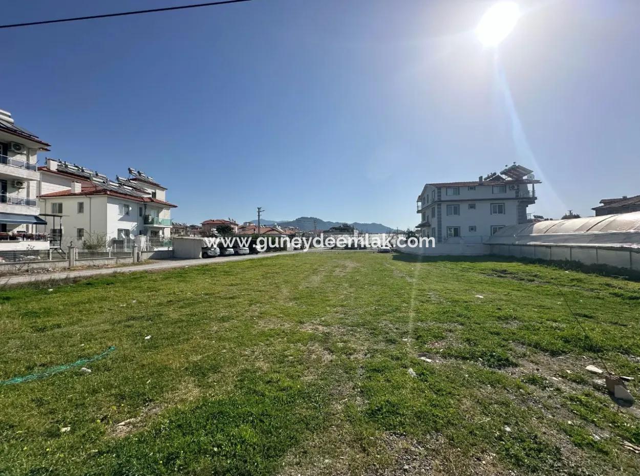 Karaburunda 402M2+404M2 3 Kat İmarlı Arsalar Satılı​k