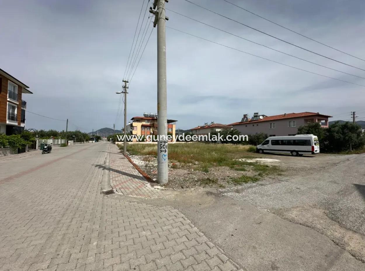 Ortaca Cumhuriyet De 449 M2 +414 M2 % 30 3 Kat 2 Parsel Arsa Satılık