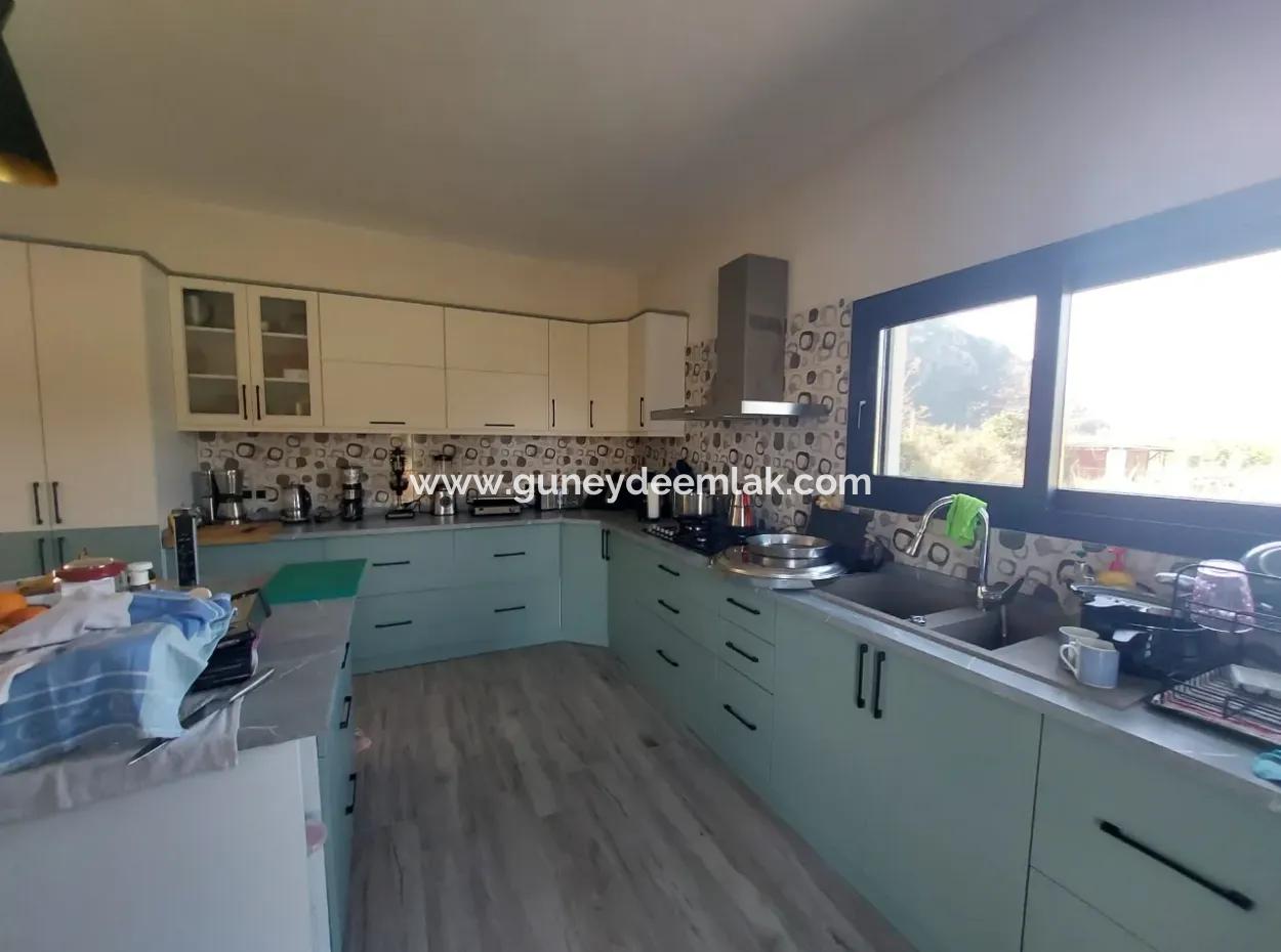 Ortaca Okçular Dağ Ve Doğa Manzaralı  2.000 M2 Arsada, 4+1 200 M2 Müstakil Ev Satılık