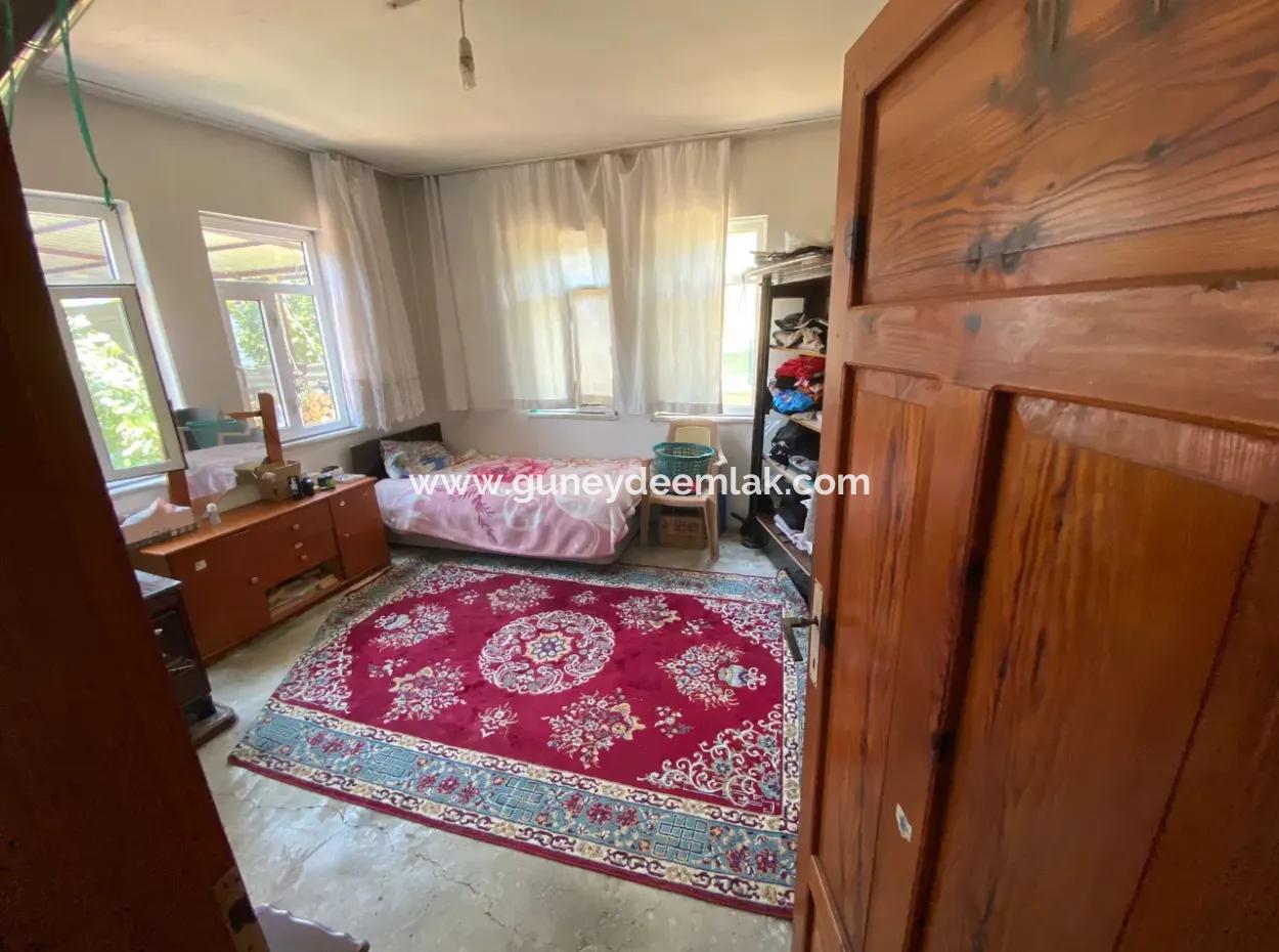 Ortaca Eskiköy De 5200 M2 Tarla İçinde Müstakil Ev Ve Sera Satılık