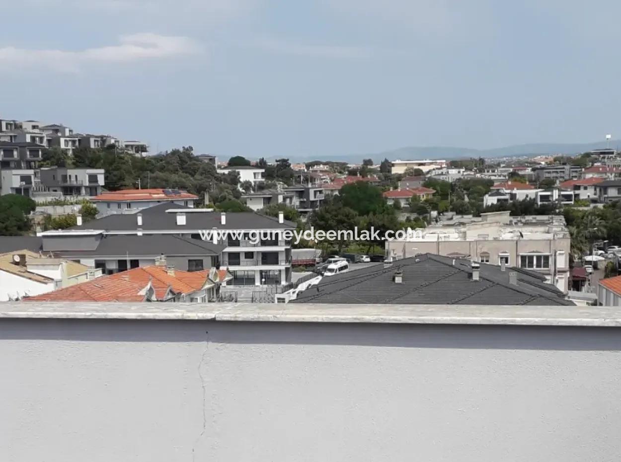 İzmir Çeşme Sakaryada  2+1 Satılık Veya Takas Daire.