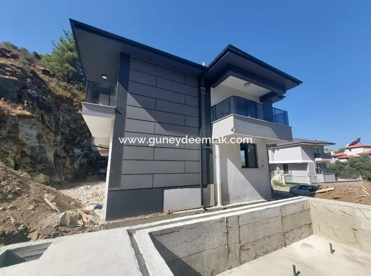 Muğla Ortaca Çaylı’da Havuzlu Sıfır Giriş Kat Daire Acil Satılık