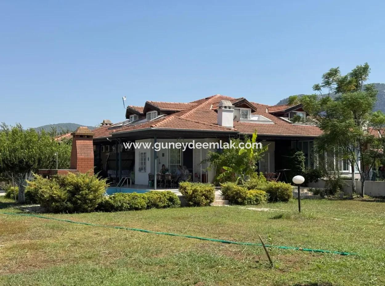 Ortaca, Dalyan 4.500M2 Arazide Yüzme  Havuzlu 3+1, 100 M2 Villa Satılık