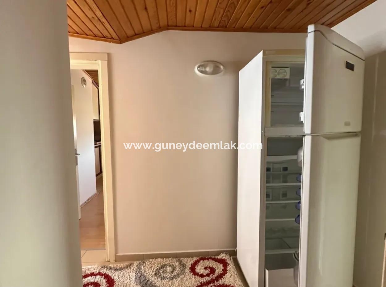 Ortaca Cumhuriyet De 1+1 Çatı Katı Daire Kiralık