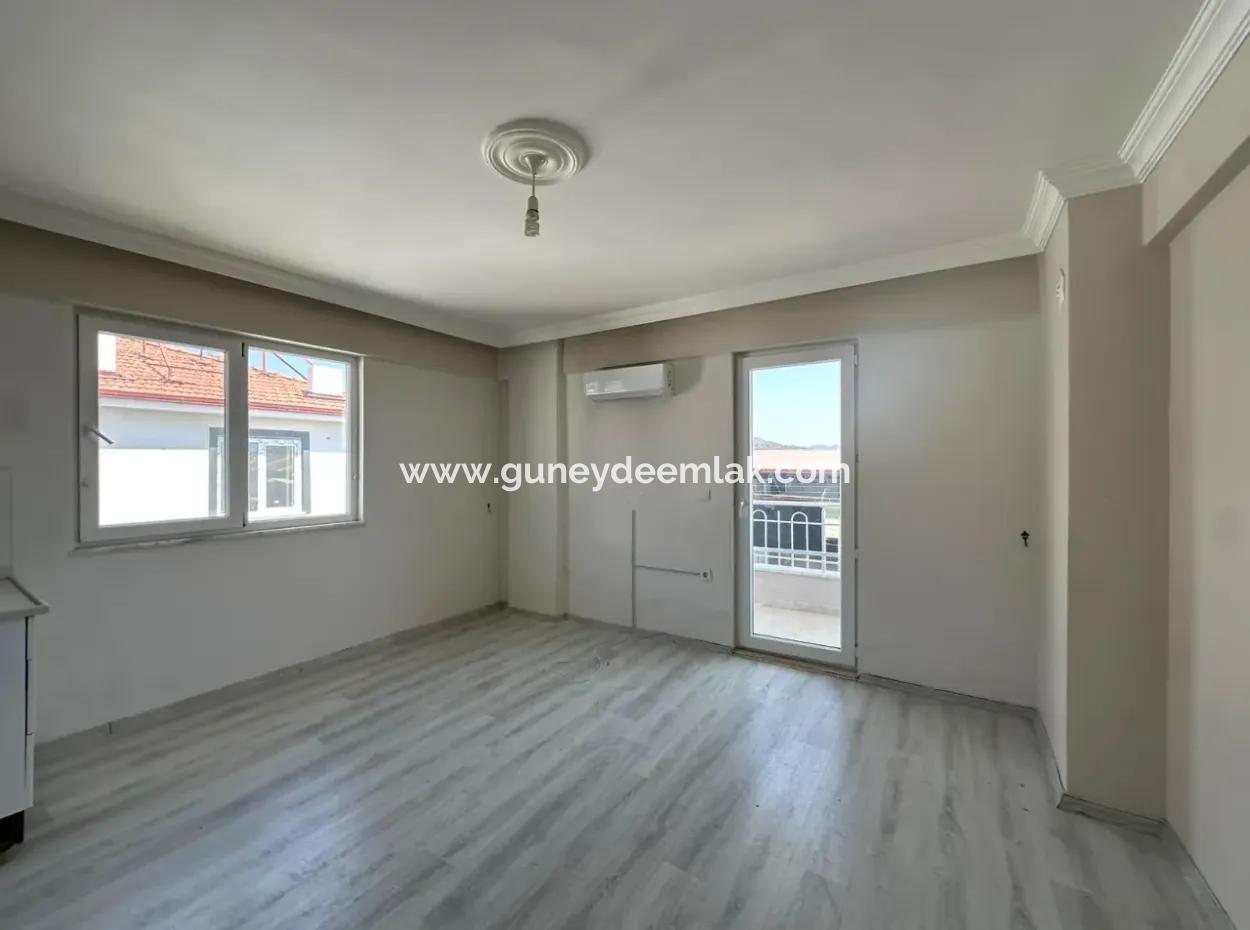 Muğla Ortaca Cumhuriyet De 1+1 Daire Satılık.