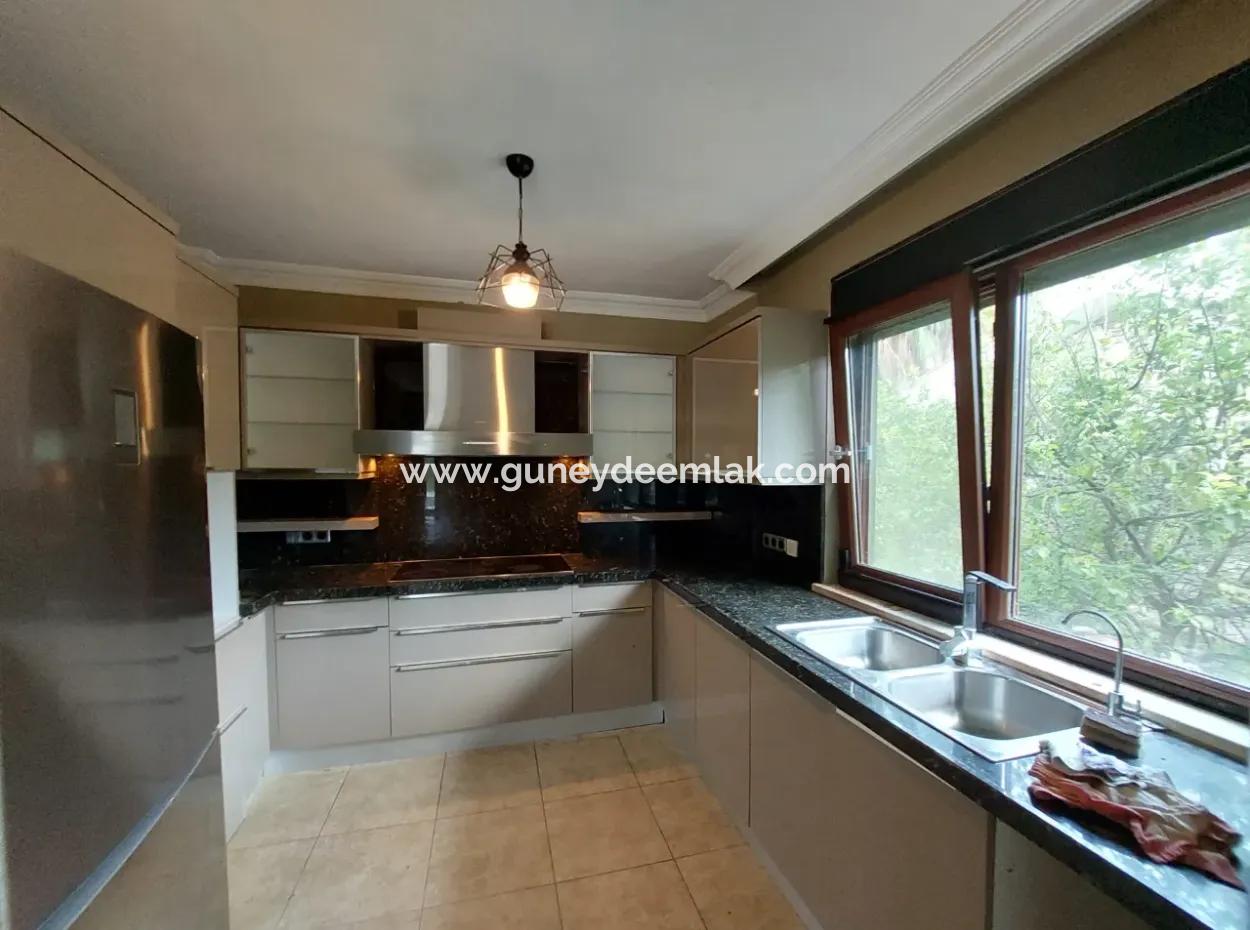 Muğla Dalyan’da Turizm Yatırımına Uygun 3.500 M² Arazide Evler Satılık