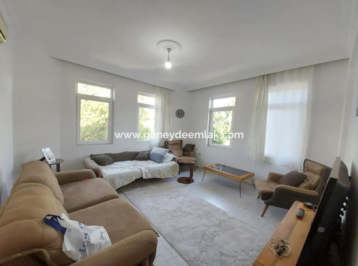 Muğla Dalyan Merkezde, 2+1 Eşyasız Daire Kiralık