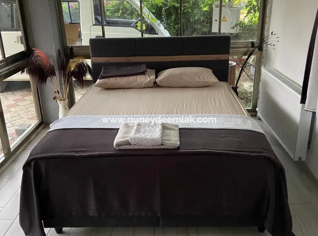 Ortaca Ekşiliyurt Yüzme Havuzlu 700 M2 Arsada 2+1 Eşyalı Daire Kiralık