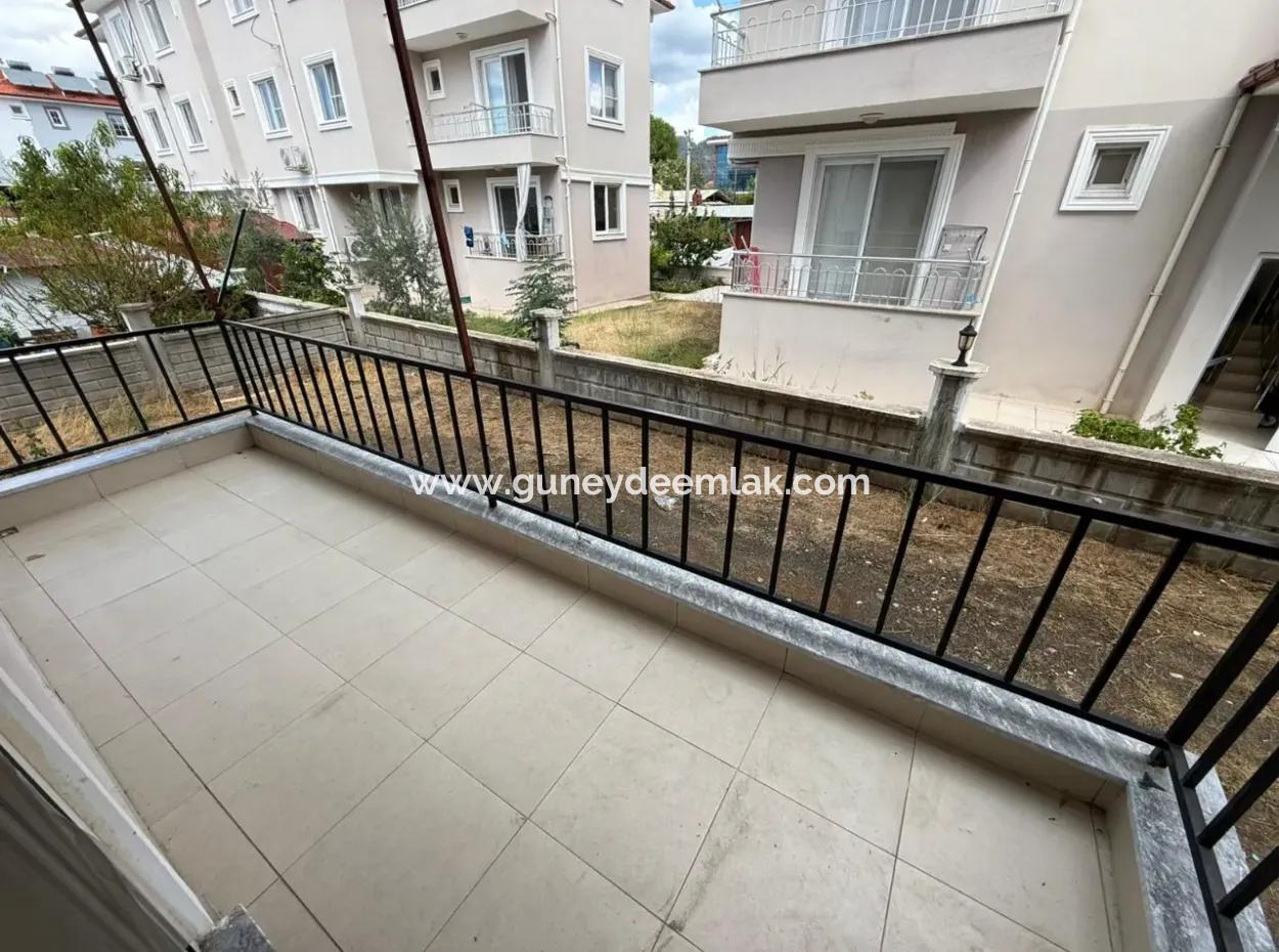 Ortaca Cumhuriyette 2+1 Bahçeli Giriş Kat Daire Satılık.