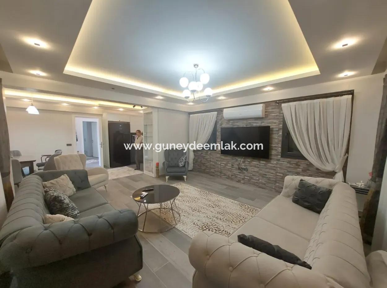 Muğla Ortaca Okçular 4+1 Yüzme Havuzlu Full Eşyalı Yeni Villa Kiralık
