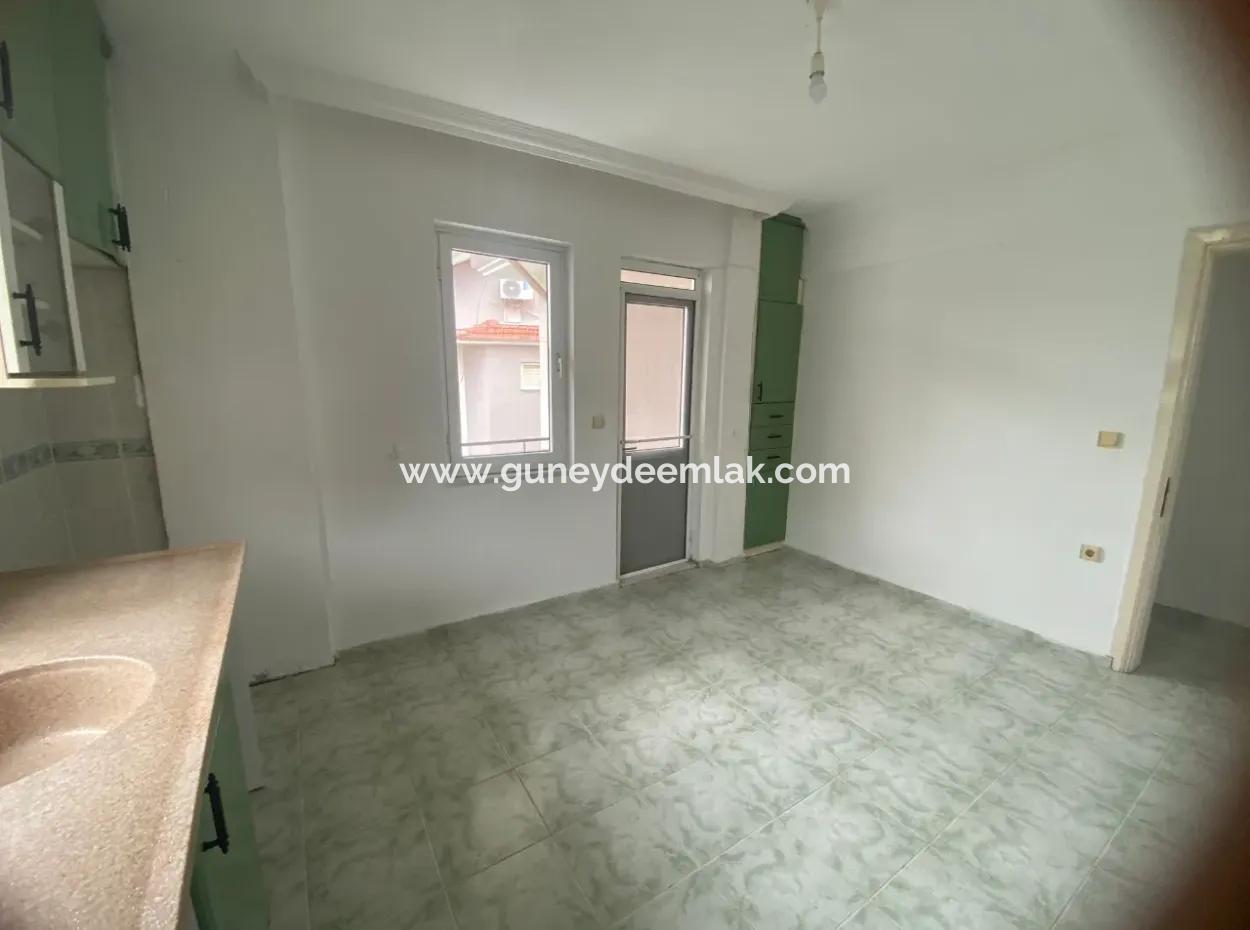 Muğla Dalyan  Merkezde 2+1 Eşyasız Daire Kiralık