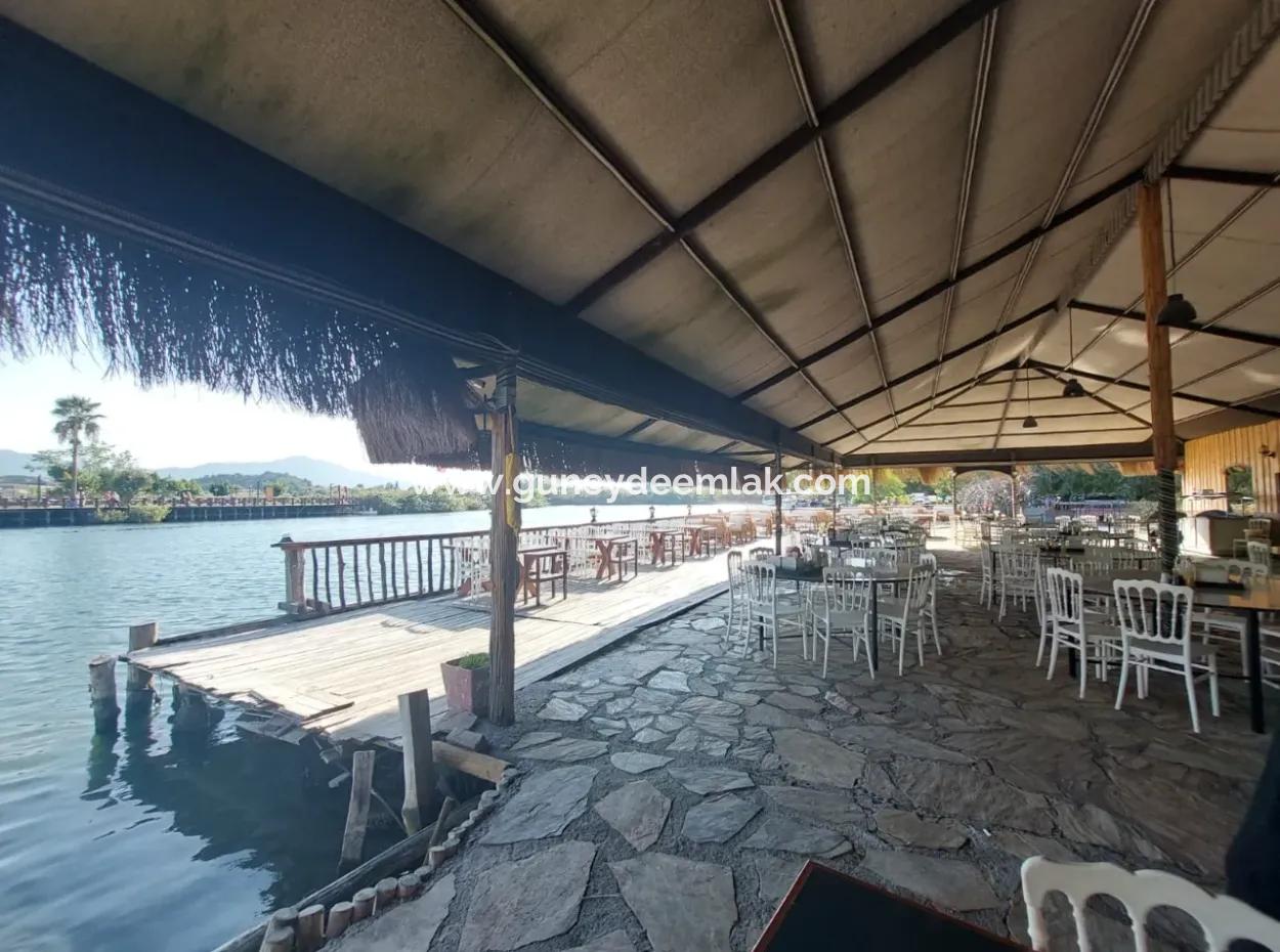 Köyceğiz Çandır Dalyan Kanalına Sıfır 865 M2 Ev Ve Restaurant  Satılık