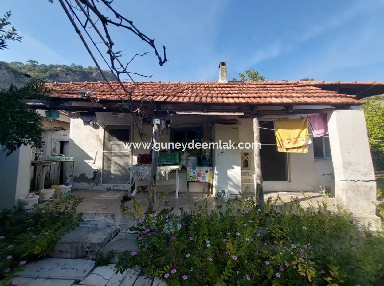 Köyceğiz Çandır Dalyan Kanalına Sıfır 865 M2 Ev Ve Restaurant  Satılık