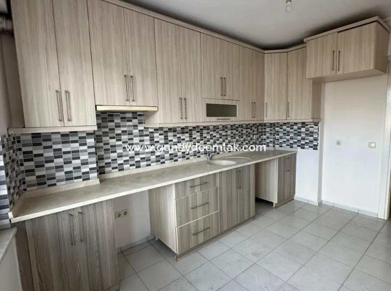 Ortaca Da 2+1 Kapalı Salon Ve Mutfak Daire Satılık