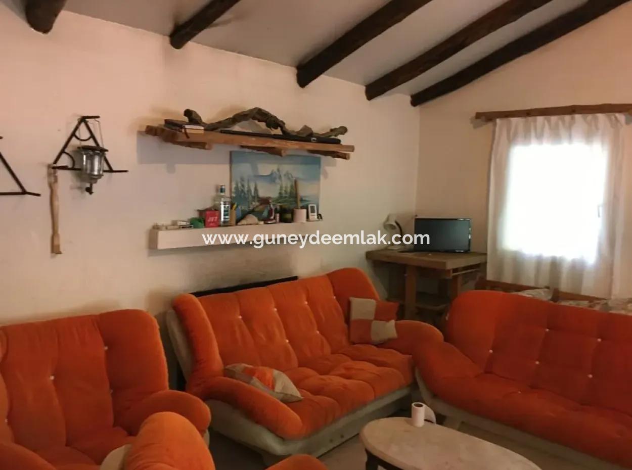 Muğla Ortaca Okçularda Eşyasız Kiralık 2+1 Bahçeli Köy Evi
