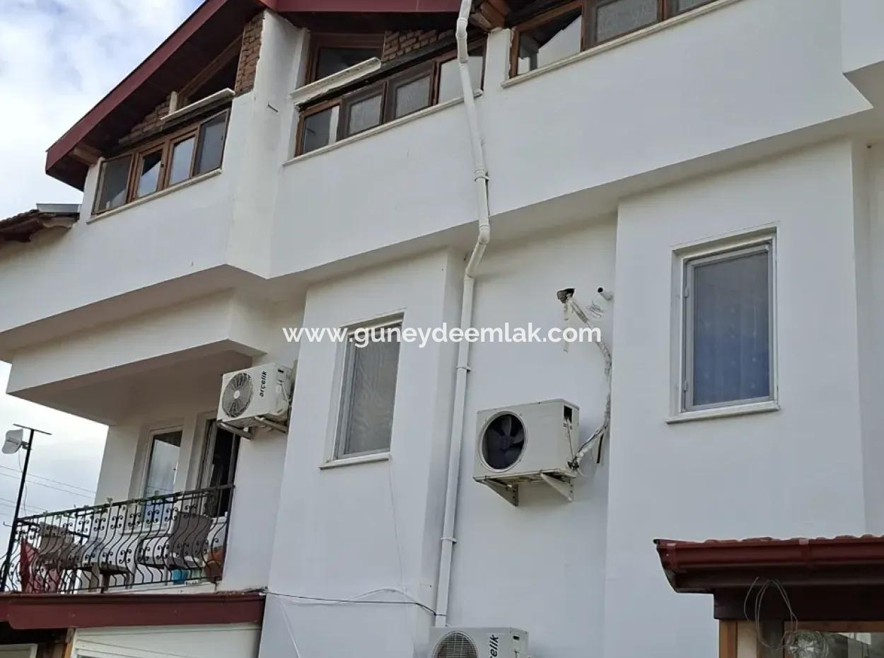 Muğla Ortaca Dalyan 1+1  Eşyasız Yüzme Havuzlu Çatı Katı Daire Yıllık Kiralık