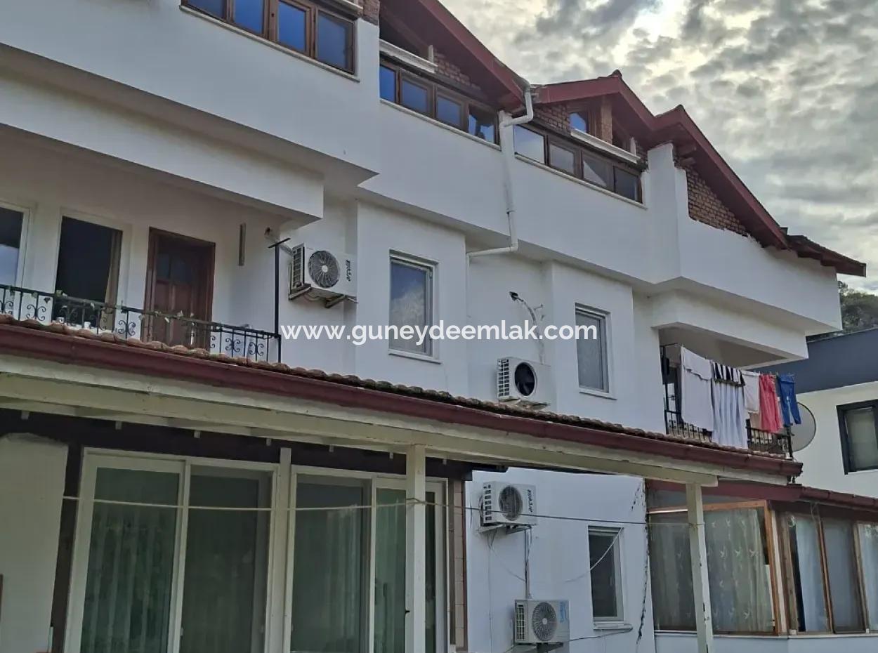 Muğla Ortaca Dalyan 1+1  Eşyasız Yüzme Havuzlu Çatı Katı Daire Yıllık Kiralık