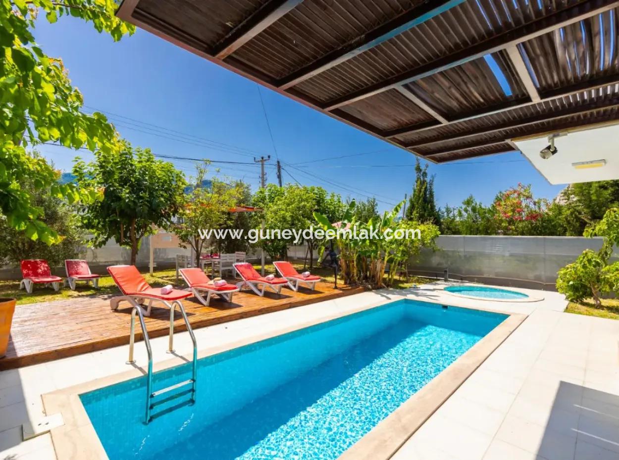 Dalyan Da Yüzme Havuzlu Eşyalı Lüks Villa 6 Aylık Kiralık