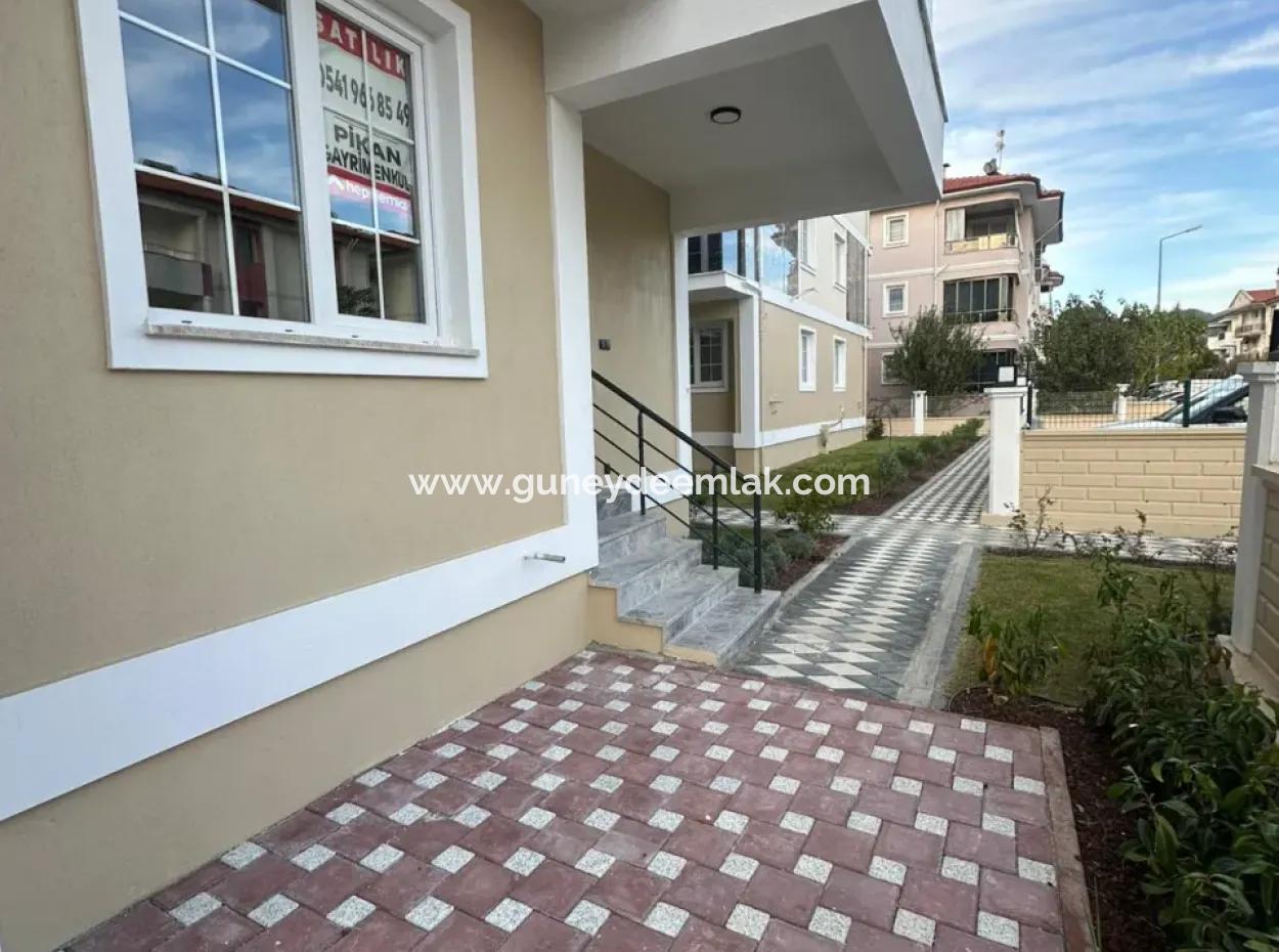 Ortaca Cumhuriyet De 2+1 Sıfır Havuzlu Daire Satılık