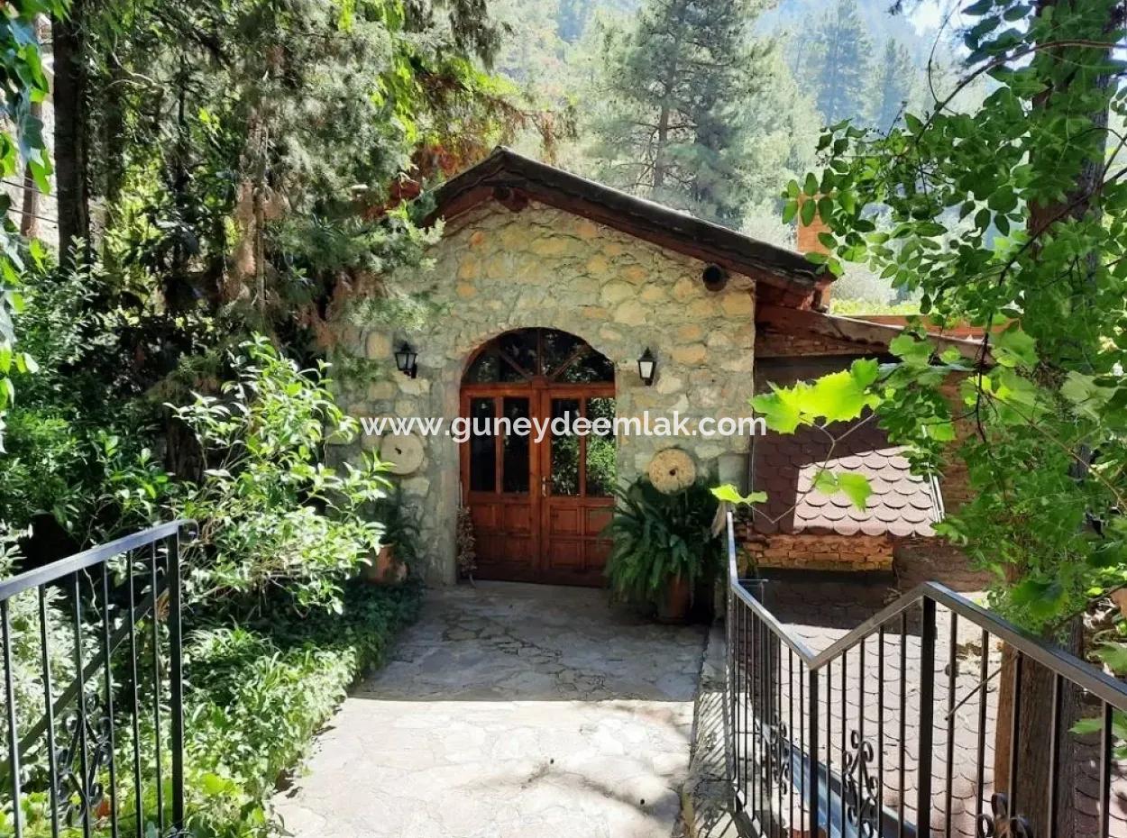 Fethiye Faralyada Deniz Manzaralı, Tam Donanımlı Ve Belgeli Satılık Doğal Ve Taştan Butik Otel