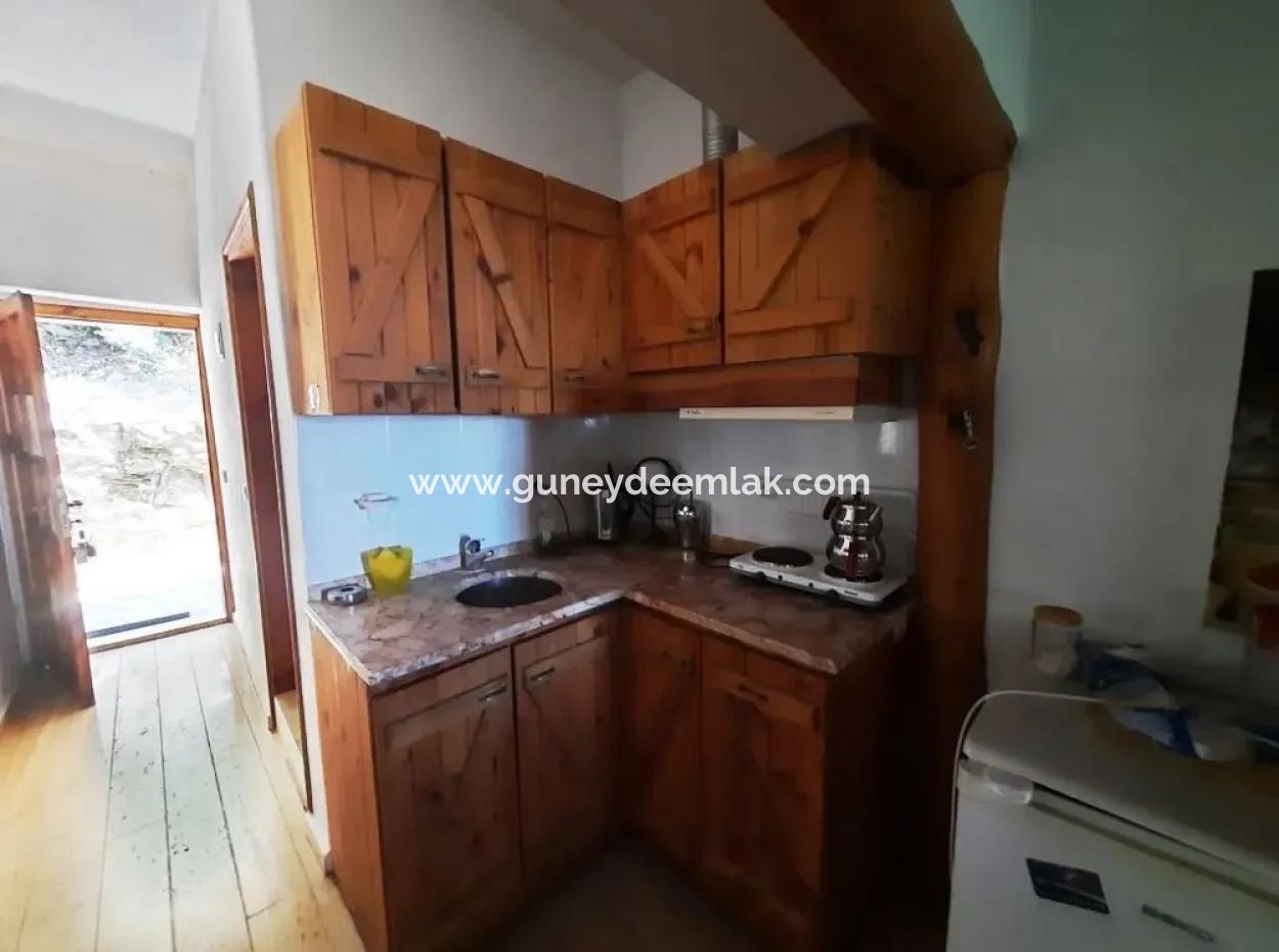 Fethiye Faralyada Deniz Manzaralı, Tam Donanımlı Ve Belgeli Satılık Doğal Ve Taştan Butik Otel