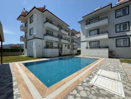 Ortacada Merkeze Yakın 1+1 Havuzlu Sitede Daire Satılık.