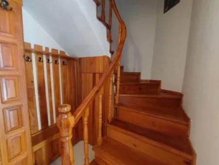 Mugla Okçular Da 1.000 M2 Arsada, 200 M2, 4+1 Eşyalı Dubleks Kiralık