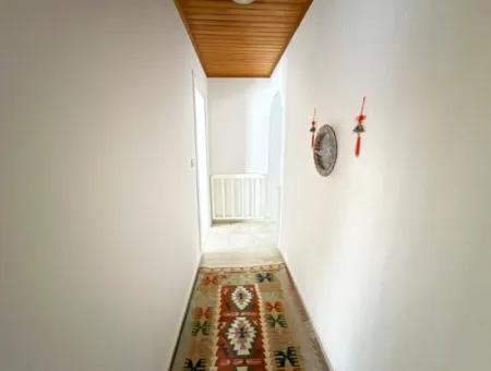 Ortaca, Dalyan 4.500M2 Arazide Yüzme  Havuzlu 3+1, 100 M2 Villa Satılık