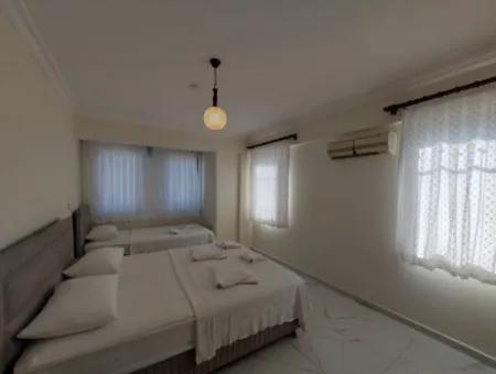 Dalyan Merkezde 5+1 Satılık Triplex Villa